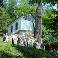 Pèlerinage de la chapelle perchée du Bas-Caumont