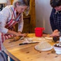 L’art de la rissole, ou r’zoule, dans le massif des Bauges