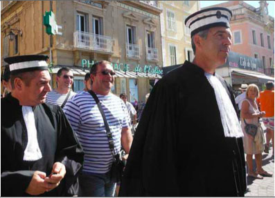 Prud'hommes de la prud’homie de pêche de Cassis (Bouches-du-Rhône).  © Ph. Houssin, 1990