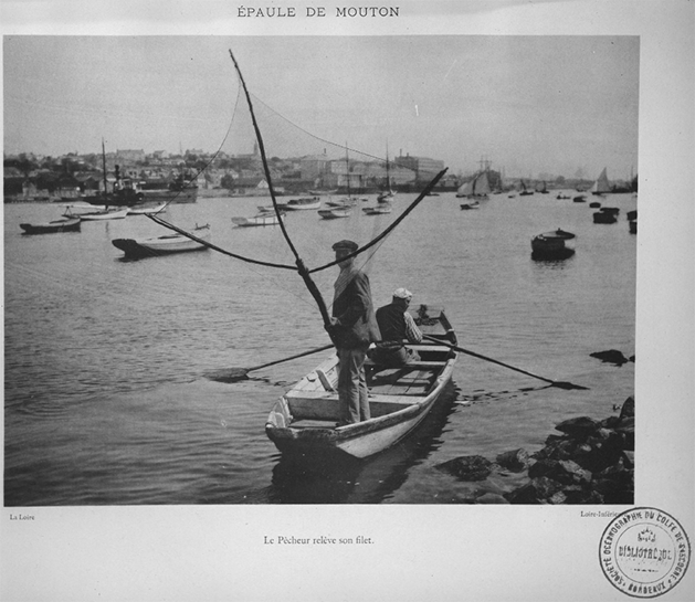 Pratiques de pêche aujourd’hui disparues : l’épaule de mouton et la seine « garni » © De Drouin De Bouville, 1902.