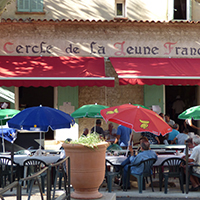 Les pratiques de sociabilité liées aux cercles en Provence