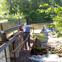 L'irrigation traditionnelle gravitaire par canaux en France