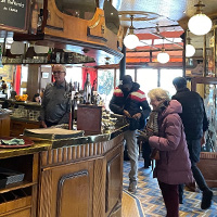 Les pratiques sociales et culturelles dans les Bistrots et Cafés en France